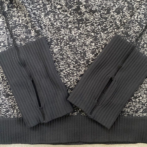 ❤️ Lululemon Rest Less Half Zip Pullover Size 6 - Picture 6 of 10